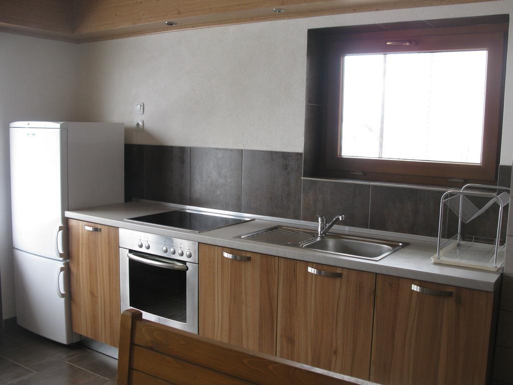 Slavina Guest House ساباريفا بانيا المظهر الخارجي الصورة