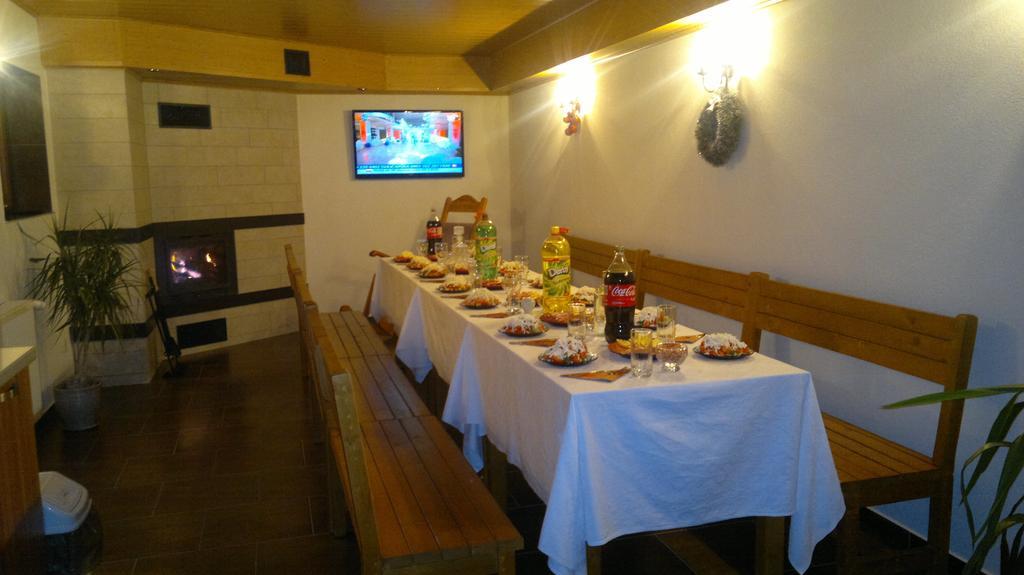 Slavina Guest House ساباريفا بانيا المظهر الخارجي الصورة