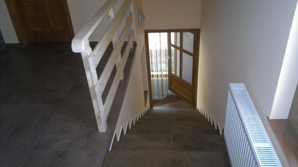 Slavina Guest House ساباريفا بانيا المظهر الخارجي الصورة