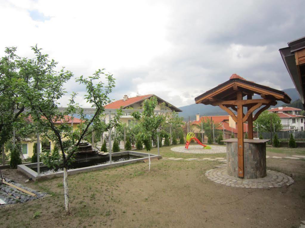 Slavina Guest House ساباريفا بانيا المظهر الخارجي الصورة